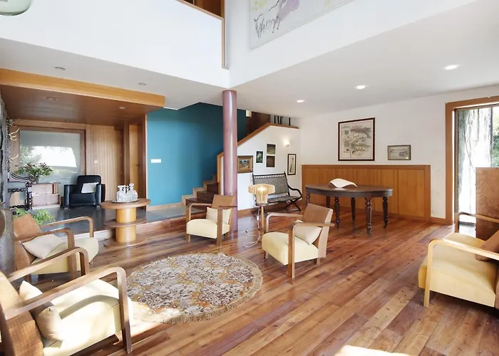 Do Bosque Guilhabreu